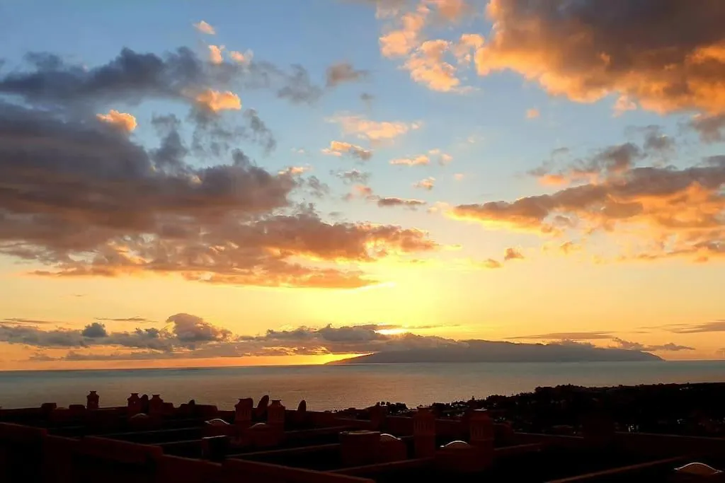 Rockin' View Costa Adeje - 2 Bedroom Great Terrace, Parking, Pool Spain